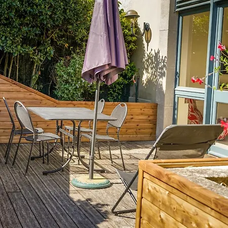Sous Les Courtines Holiday home *