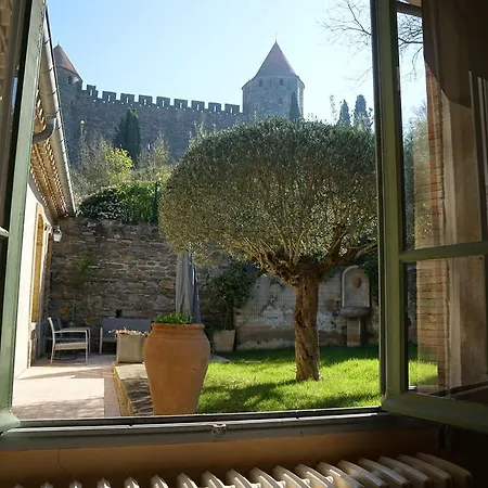 Sous Les Courtines Carcassonne