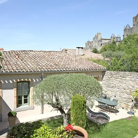 Holiday home Sous Les Courtines