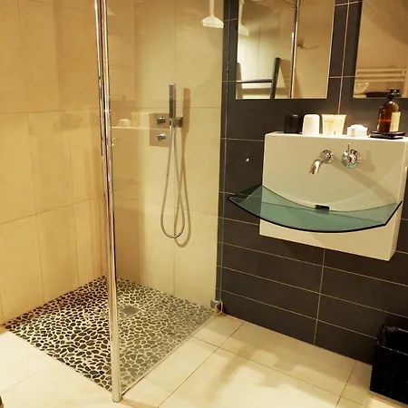 Sous Les Courtines Carcassonne