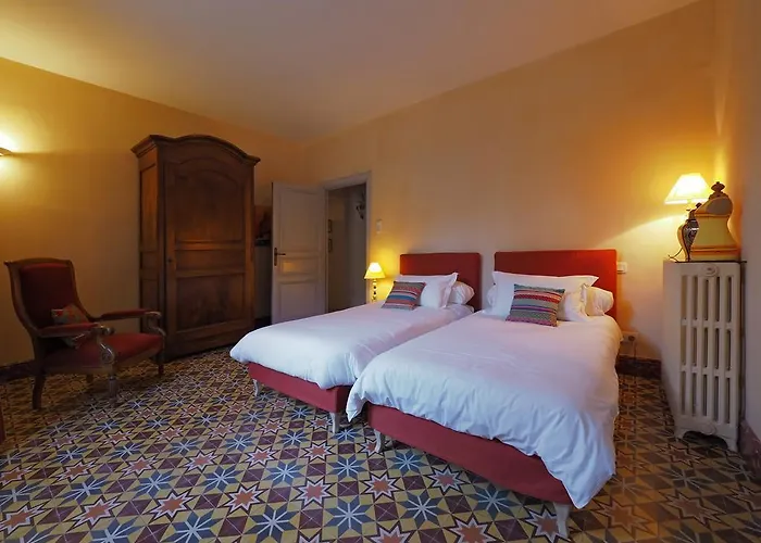 Sous Les Courtines Nyaraló