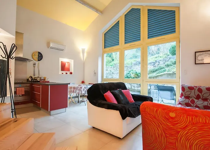 Sous Les Courtines Holiday home